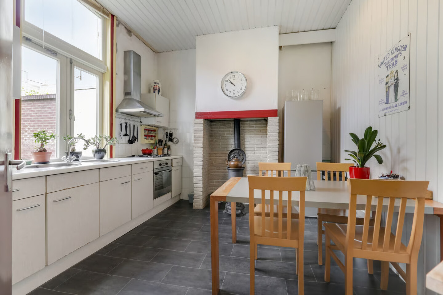 Tussenwoning te koop: Hoflaan 7, Arnhem