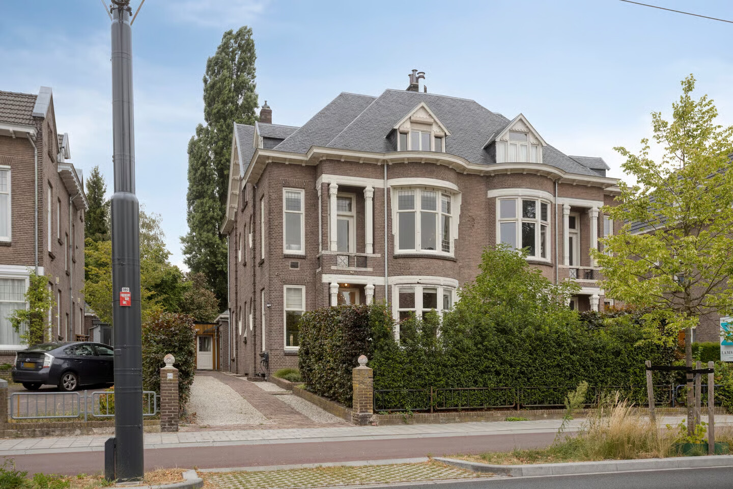 Tussenwoning te koop: Velperweg 85, Arnhem