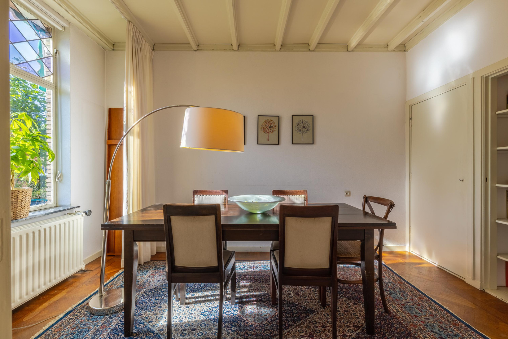 Twee-onder-één-kap te koop: Velperweg 135A, Arnhem