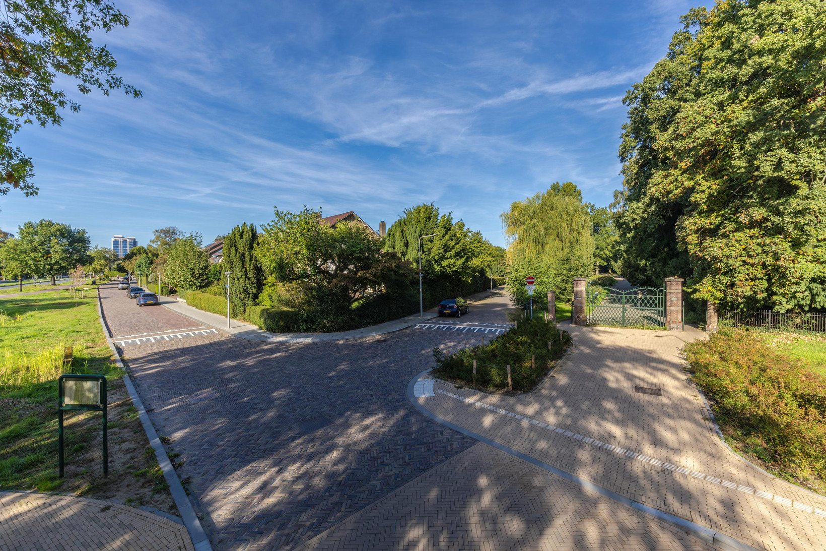 Twee-onder-één-kap te koop: Velperweg 135A, Arnhem