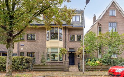 Van der Helllaan 1