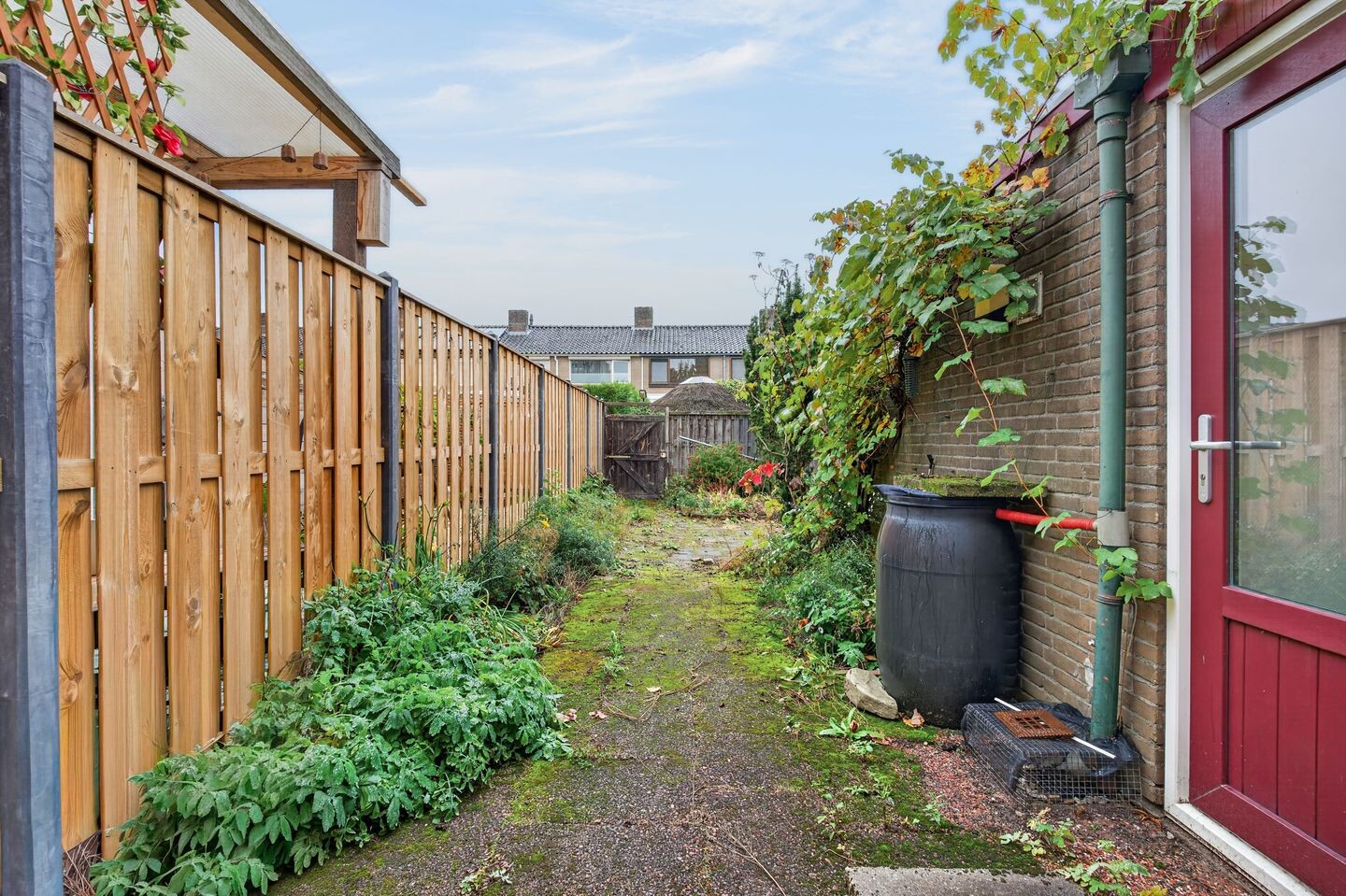 Tussenwoning te koop: Middachtensingel 25, Arnhem