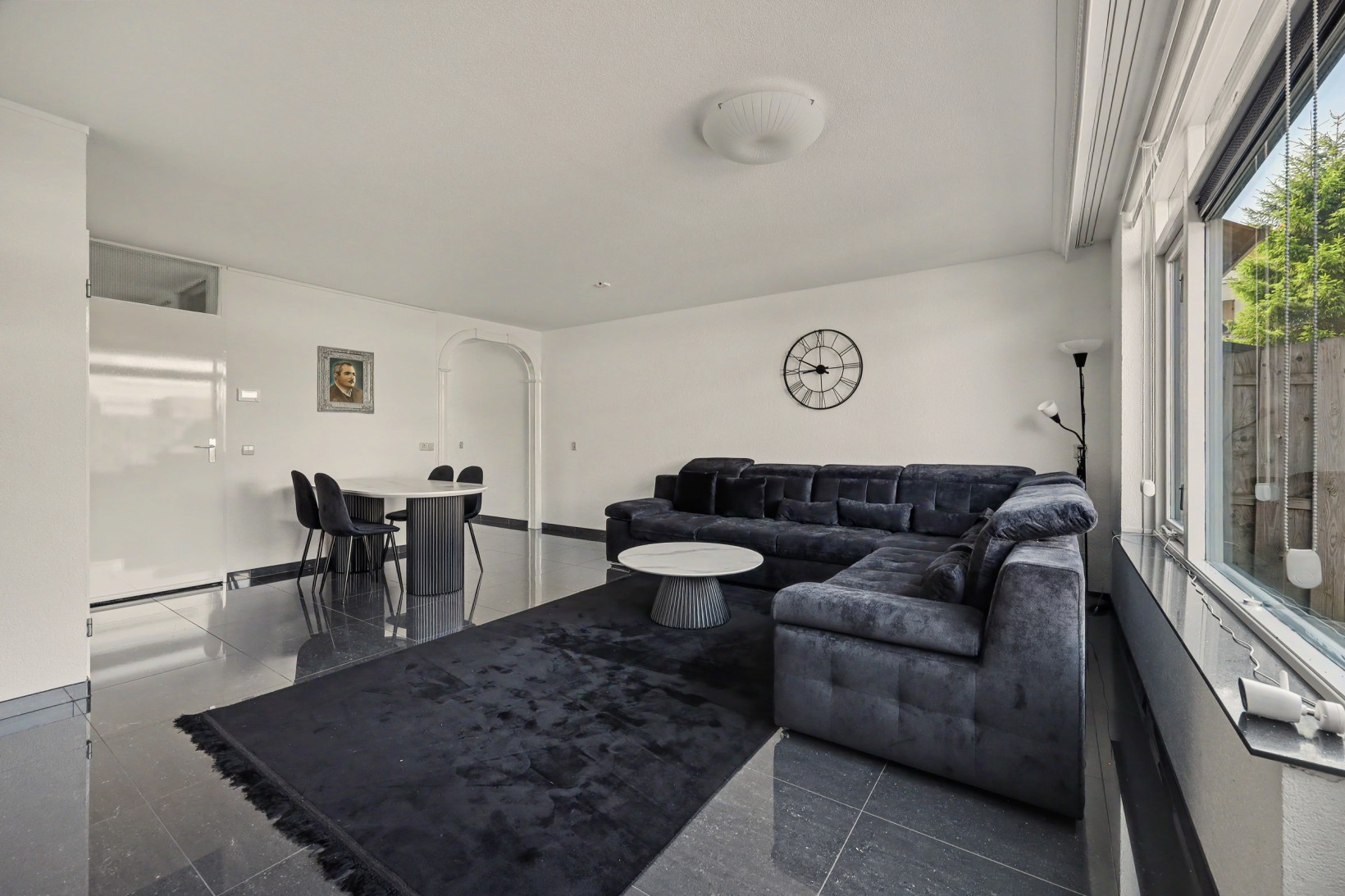 Tussenwoning te koop: Zaanstraat 10, Arnhem