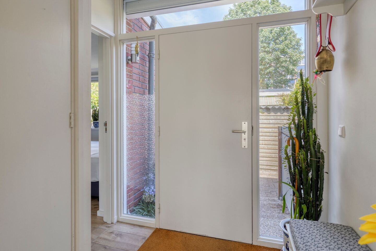Tussenwoning te koop: De Houtmanstraat 9, Arnhem