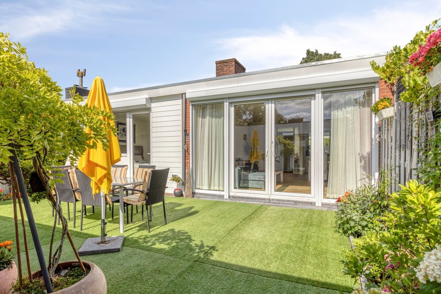 Tussenwoning te koop: De Houtmanstraat 9, Arnhem