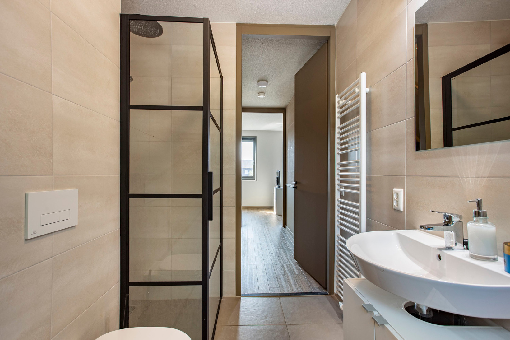 Tussenwoning te koop: Thomas J. Witteroosstraat 9, Arnhem