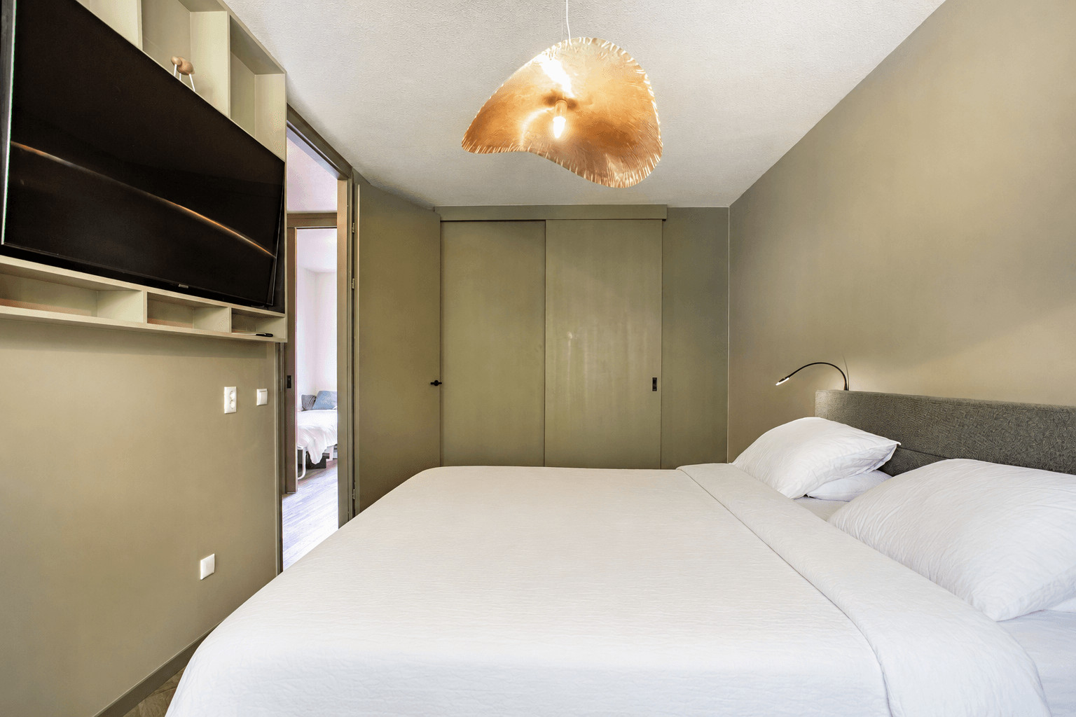 Tussenwoning te koop: Thomas J. Witteroosstraat 9, Arnhem