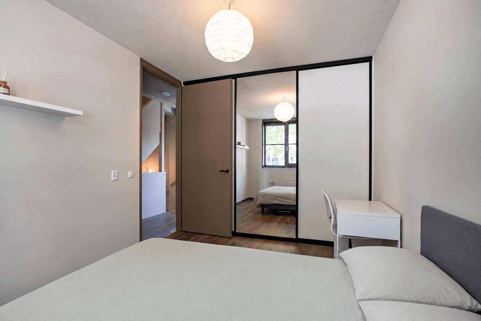 Tussenwoning te koop: Thomas J. Witteroosstraat 9, Arnhem