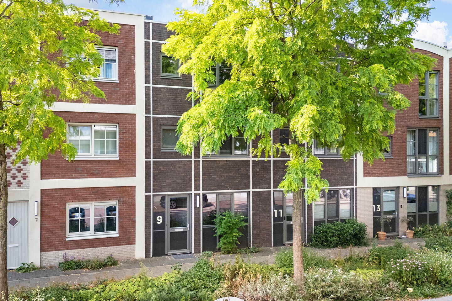 Tussenwoning te koop: Thomas J. Witteroosstraat 9, Arnhem
