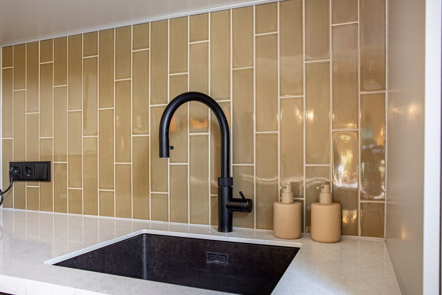 Tussenwoning te koop: Thomas J. Witteroosstraat 9, Arnhem
