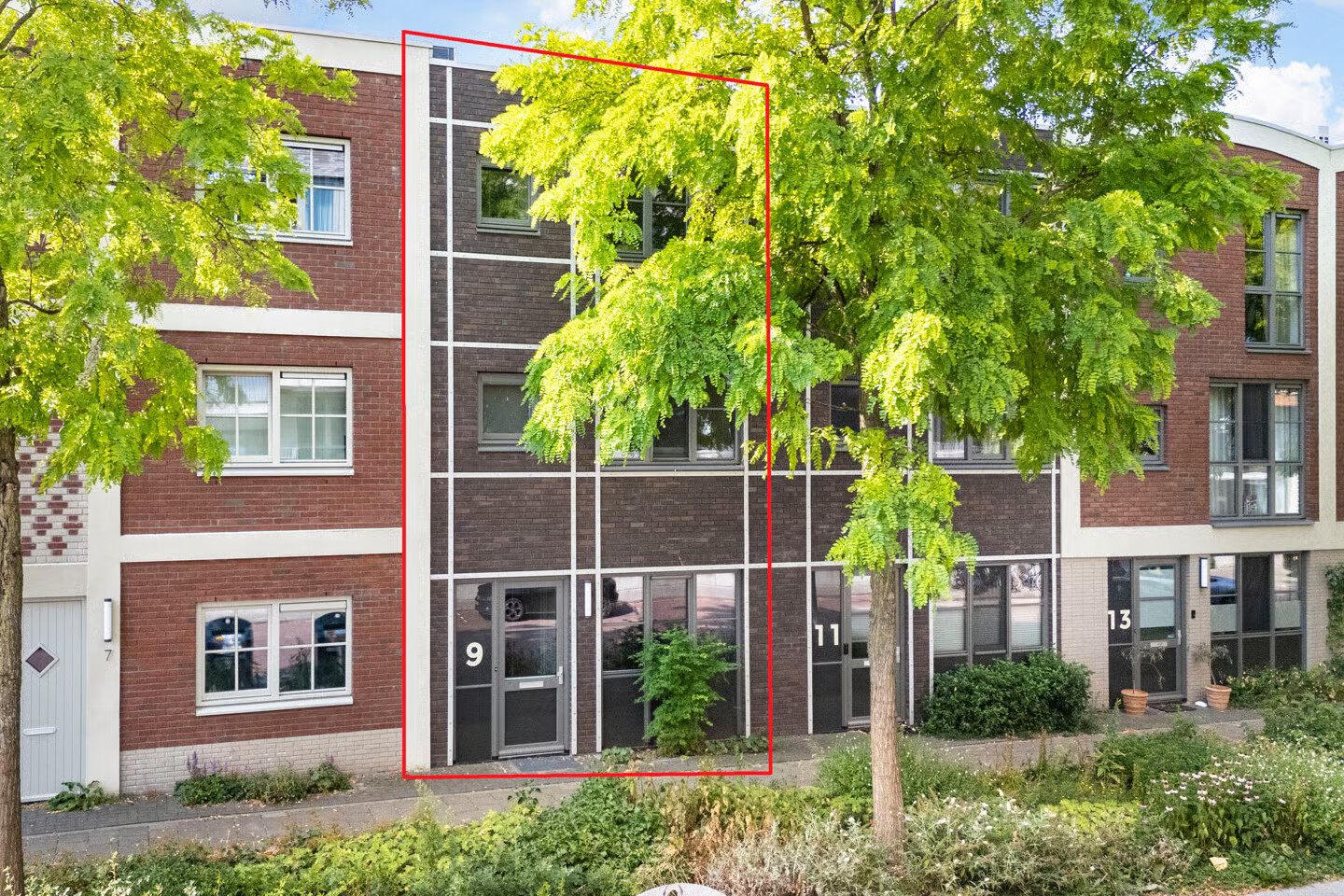 Tussenwoning te koop: Thomas J. Witteroosstraat 9, Arnhem