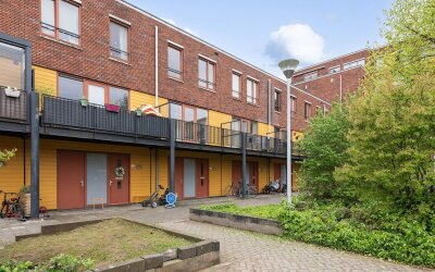 Middelgraaf. 73