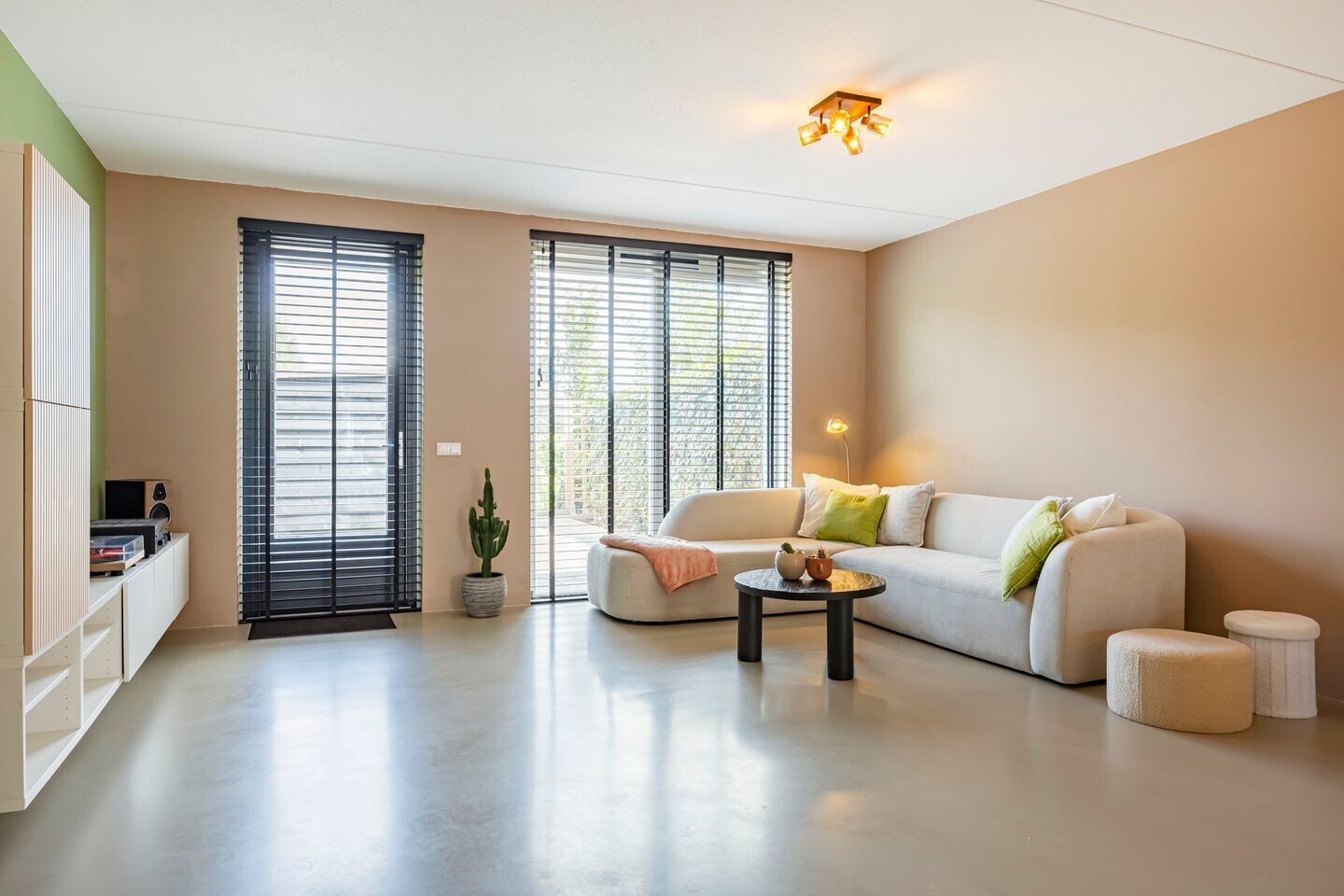 Tussenwoning te koop: Eimersland 23, Arnhem