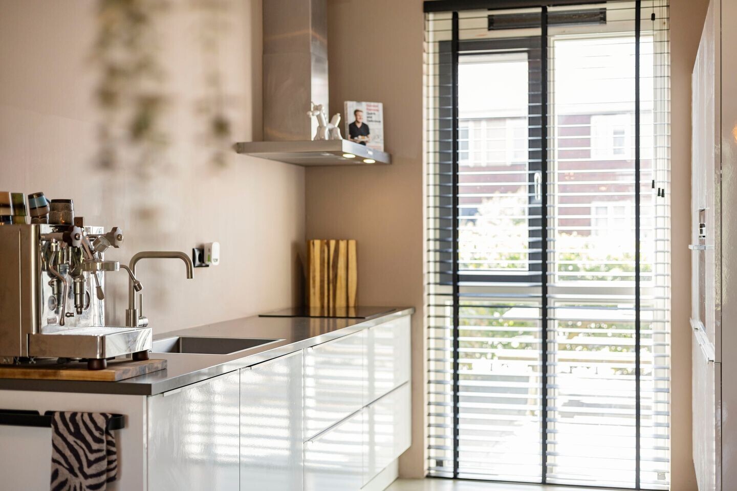Tussenwoning te koop: Eimersland 23, Arnhem