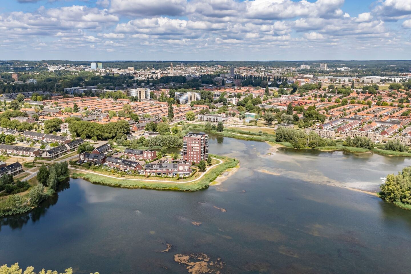 Tussenwoning te koop: Eimersland 23, Arnhem