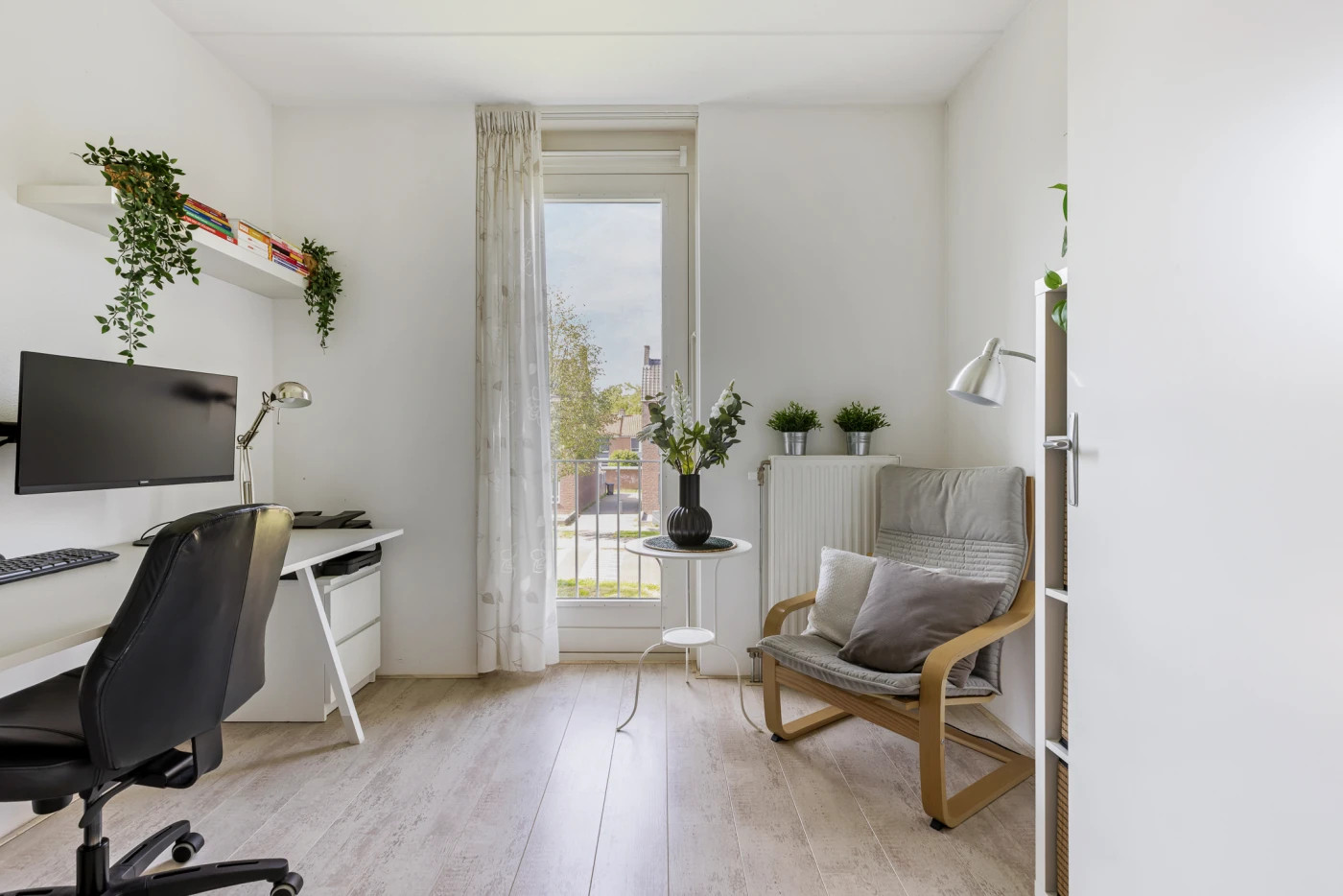 Twee-onder-één-kap te koop: Stadswaardenlaan 28, Arnhem
