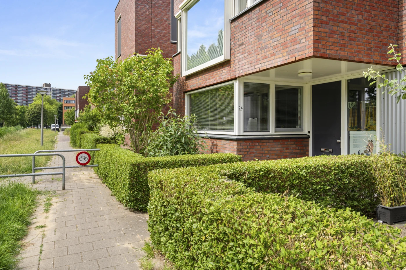Twee-onder-één-kap te koop: Wout Wagtmanshof 24, Arnhem