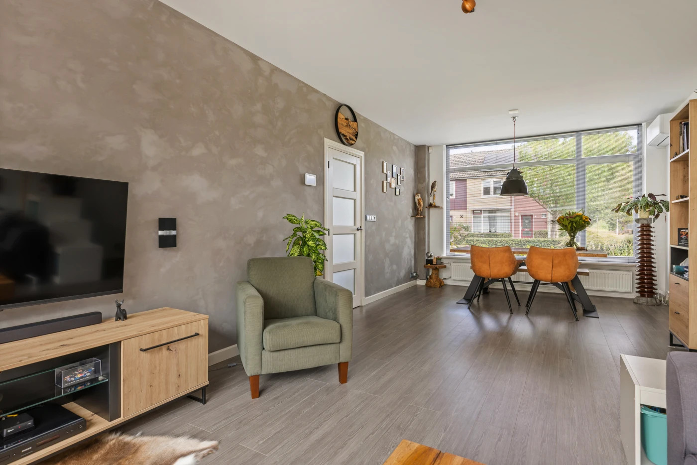Tussenwoning te koop: Raaihof 38, Arnhem