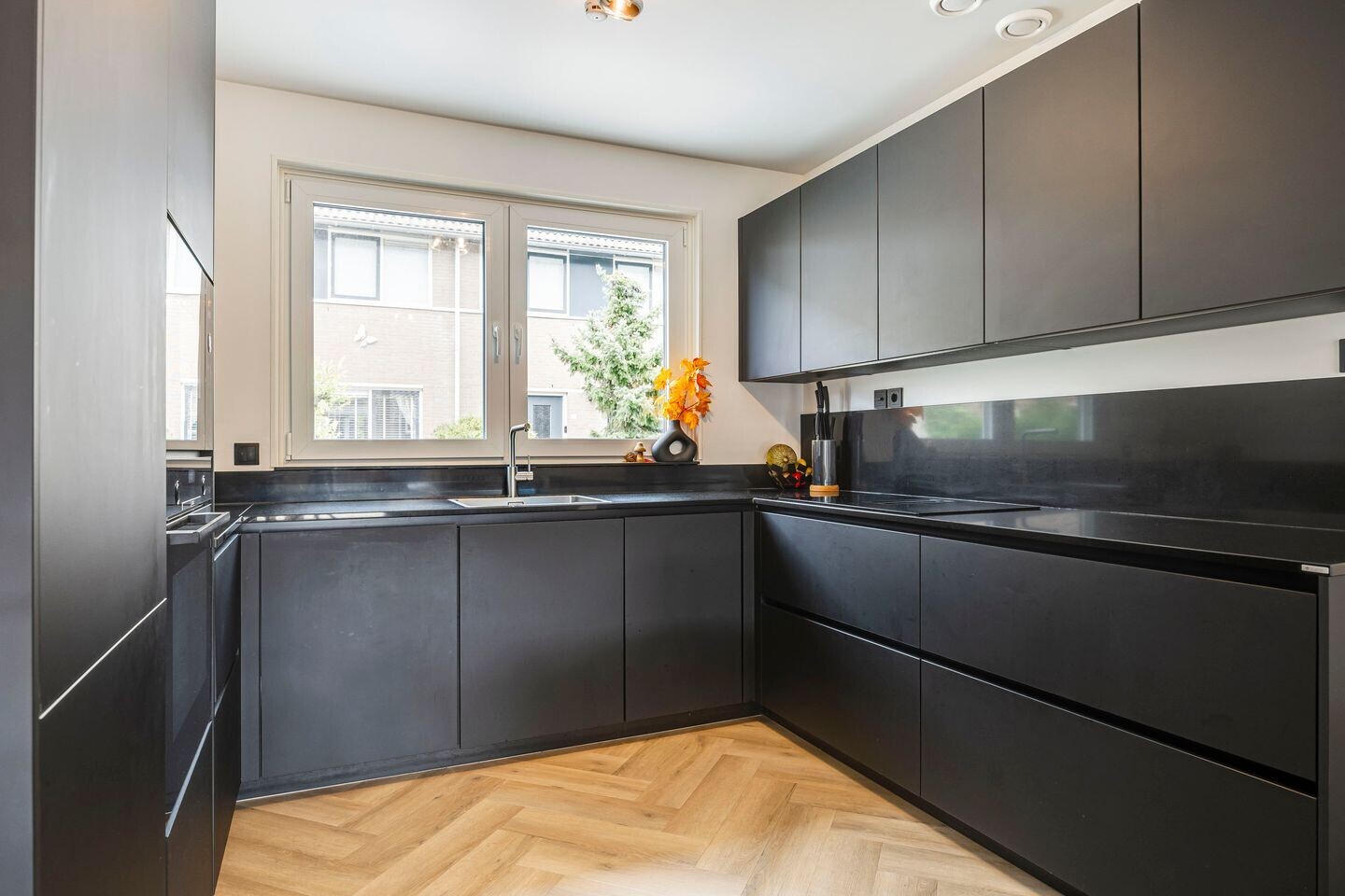 Tussenwoning te koop: Glenn Millerstraat 96, Arnhem