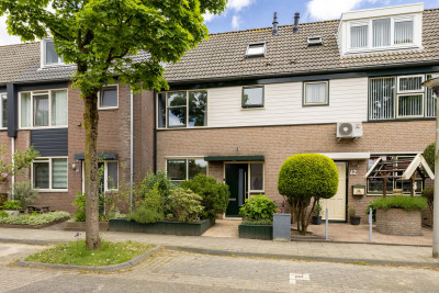 Martensbong. 64