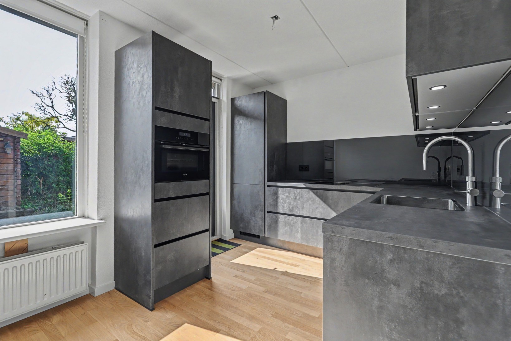 Hoekwoning te koop: Socratesstraat 6, Arnhem