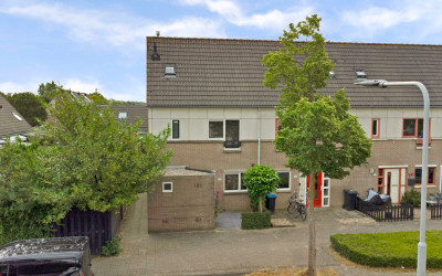 Dr. Joop den Uylsingel 105