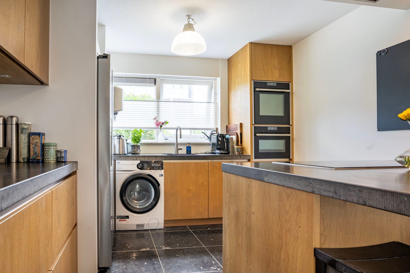 Appartement te koop: Mr J.M. de Kempenaersingel 56, Arnhem