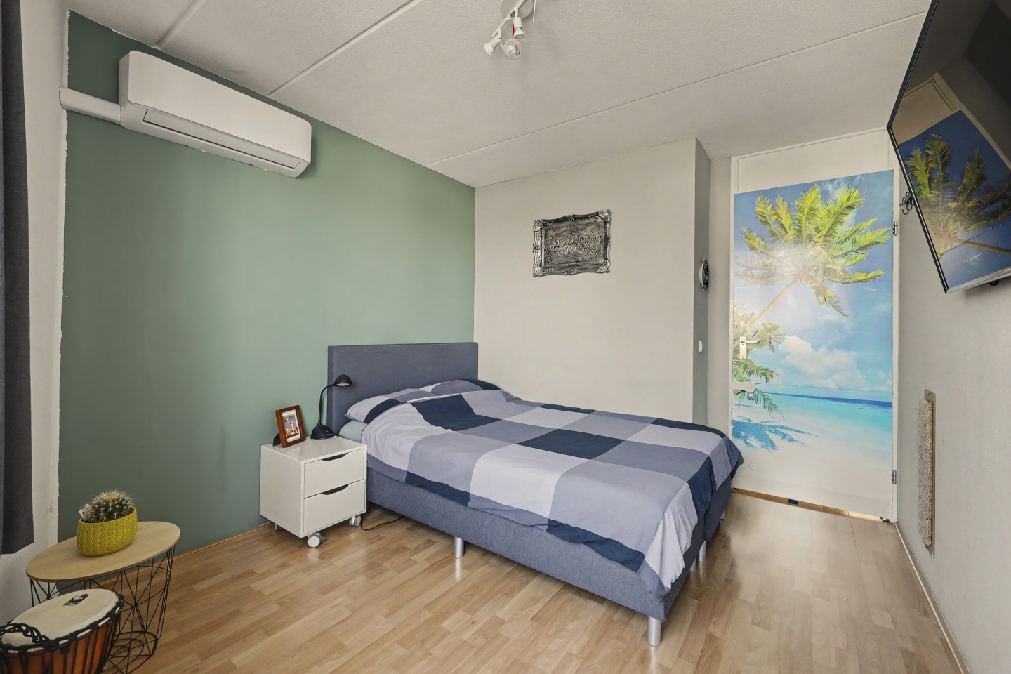 Tussenwoning te koop: Mr J.M. de Kempenaersingel 25, Arnhem
