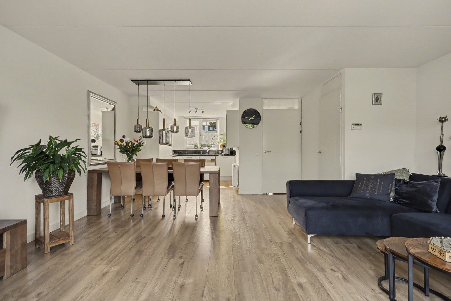 Tussenwoning te koop: Mr J.M. de Kempenaersingel 25, Arnhem