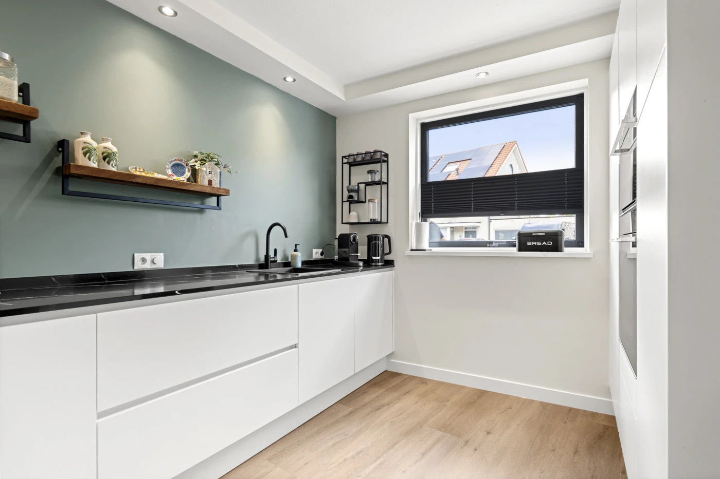 Tussenwoning te koop: Robert de Vriesstraat 20, Arnhem