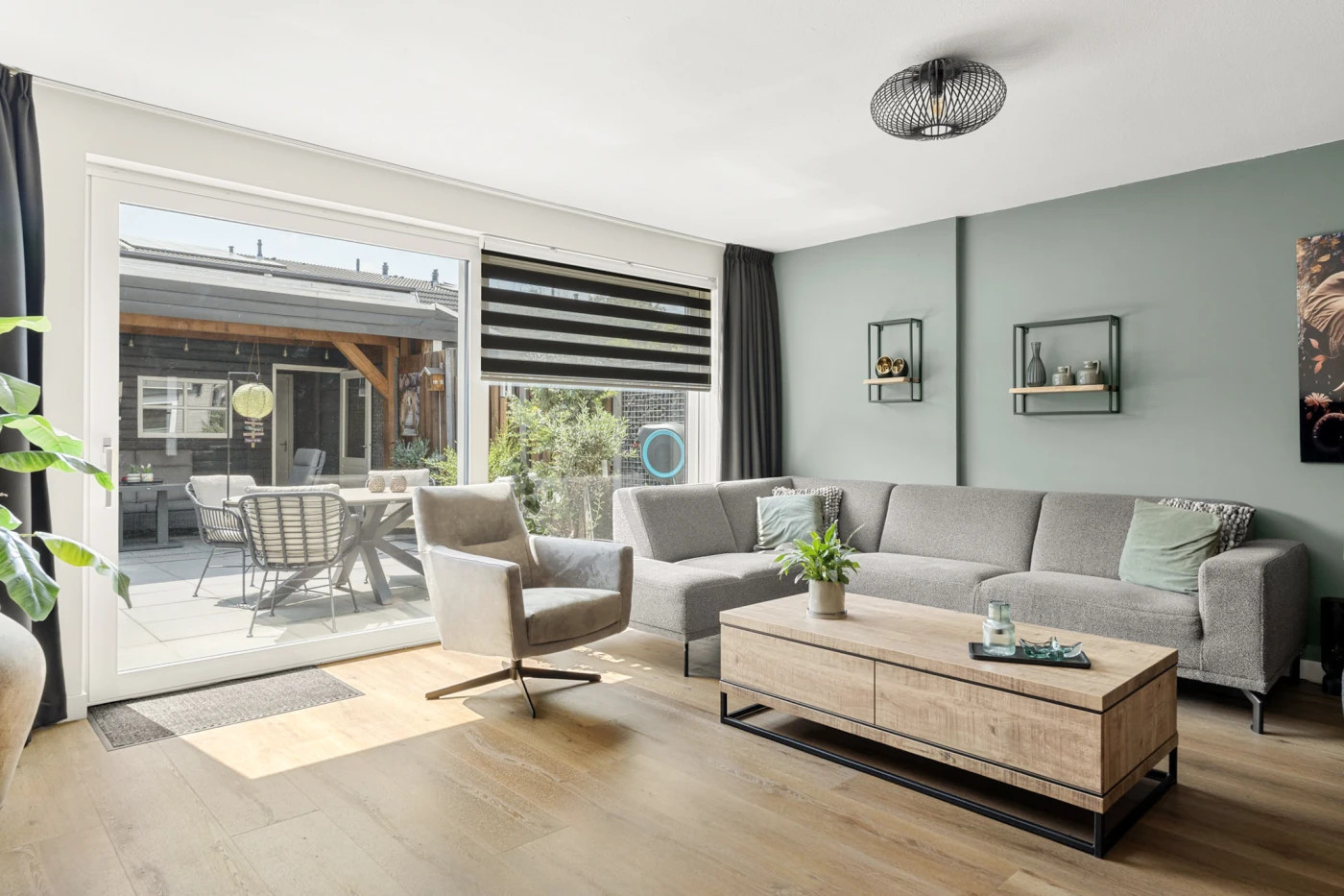 Tussenwoning te koop: Robert de Vriesstraat 20, Arnhem