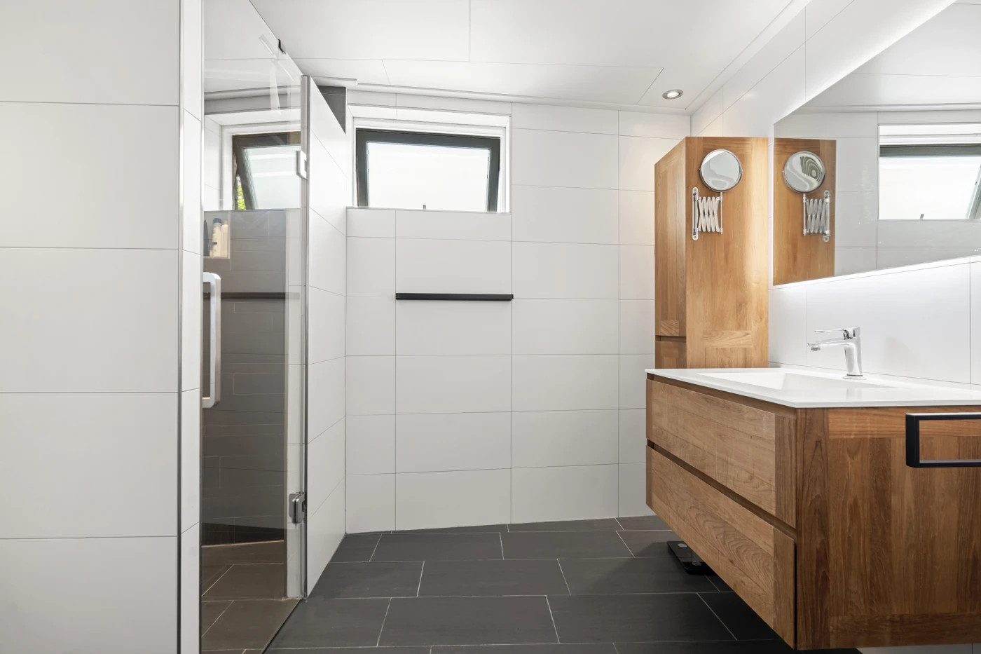 Tussenwoning te koop: Robert de Vriesstraat 20, Arnhem