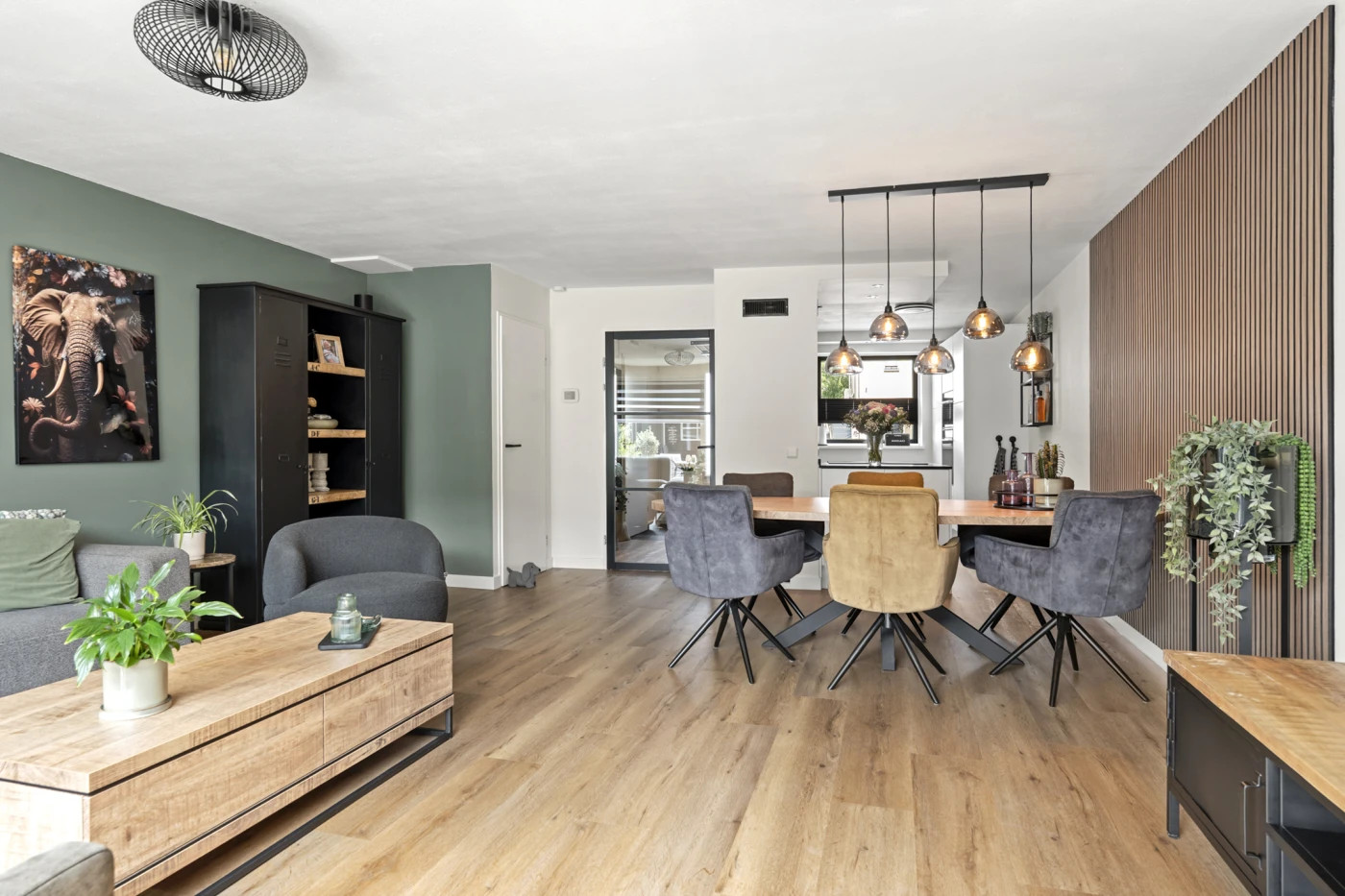 Tussenwoning te koop: Robert de Vriesstraat 20, Arnhem