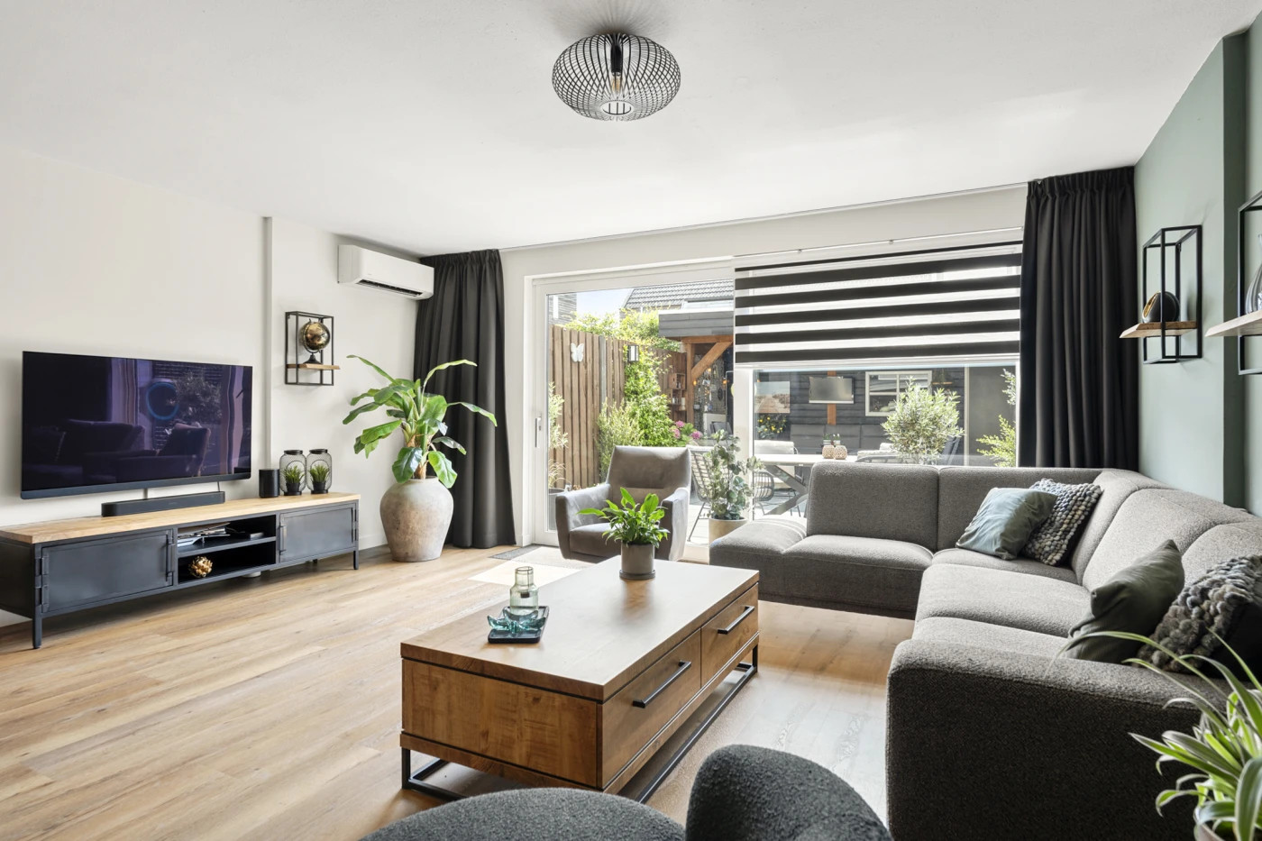 Tussenwoning te koop: Robert de Vriesstraat 20, Arnhem