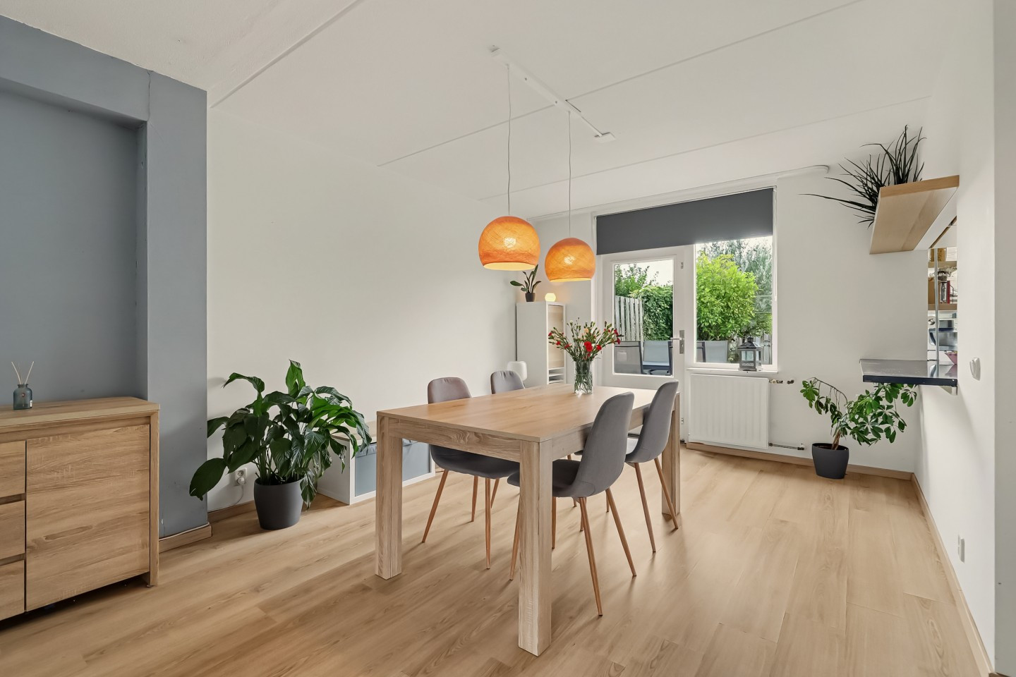 Tussenwoning te koop: Belle van Zuylenstraat 37, Arnhem