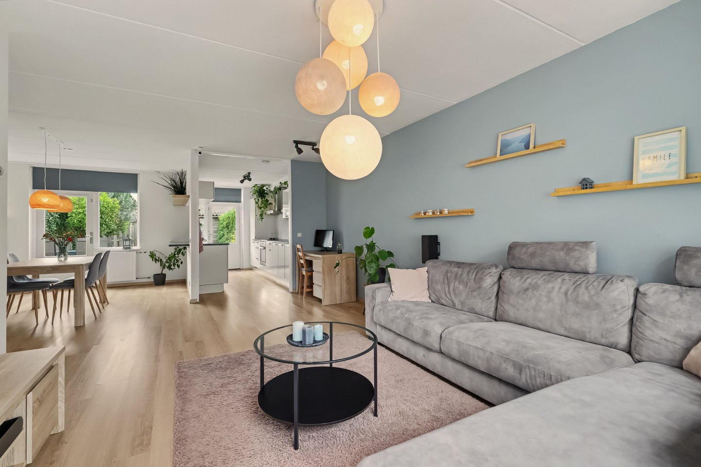 Tussenwoning te koop: Belle van Zuylenstraat 37, Arnhem