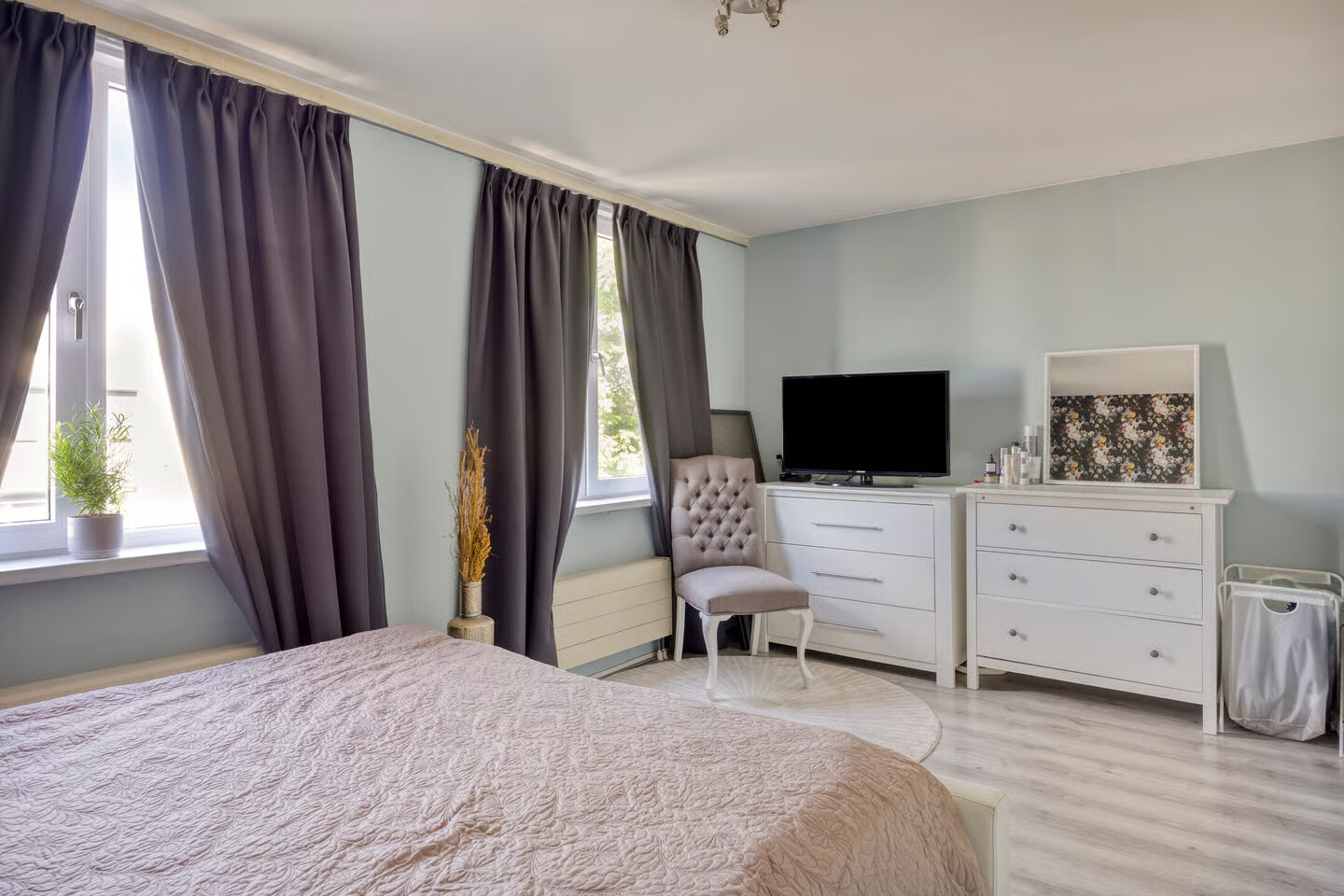 Tussenwoning te koop: Simon Carmiggelthof 10, Arnhem