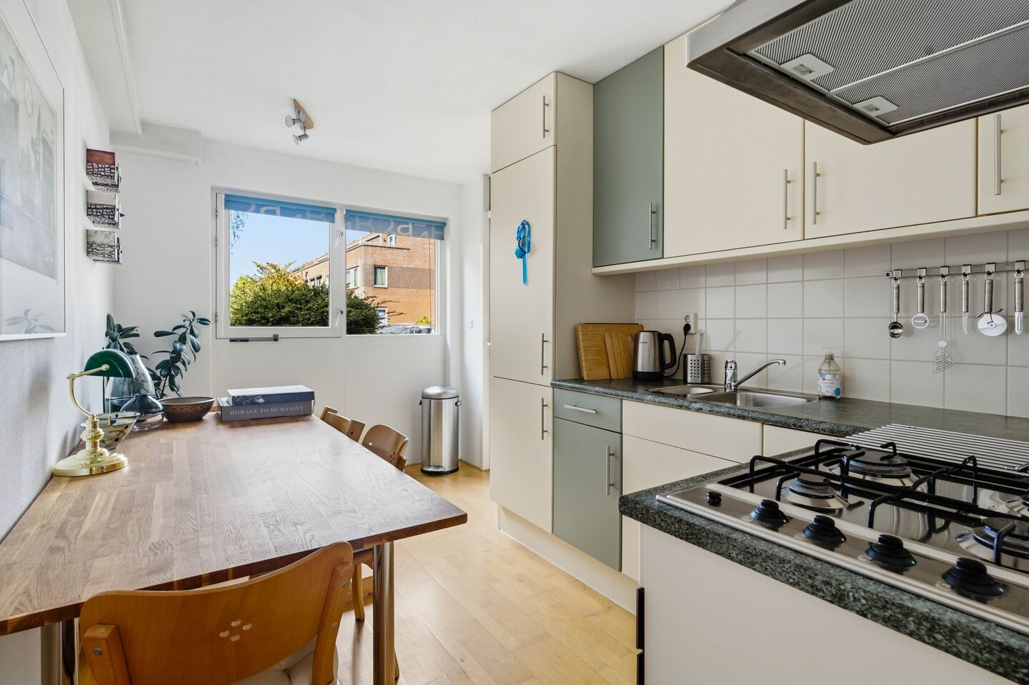 Tussenwoning te koop: Charles Dickensstraat 17, Arnhem