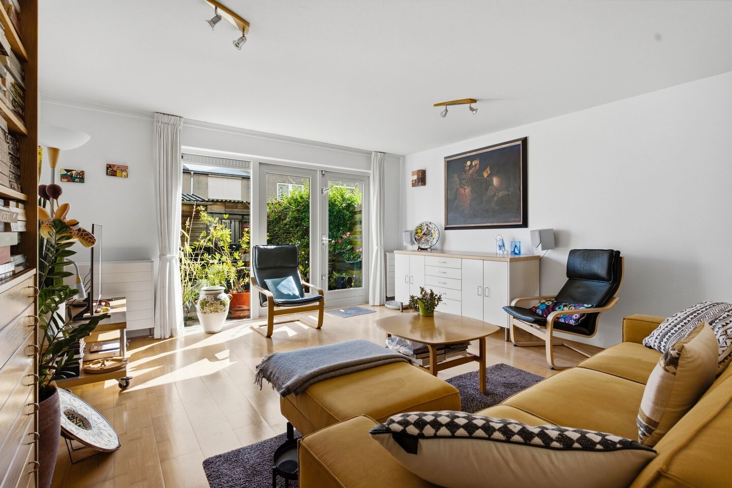 Tussenwoning te koop: Charles Dickensstraat 17, Arnhem