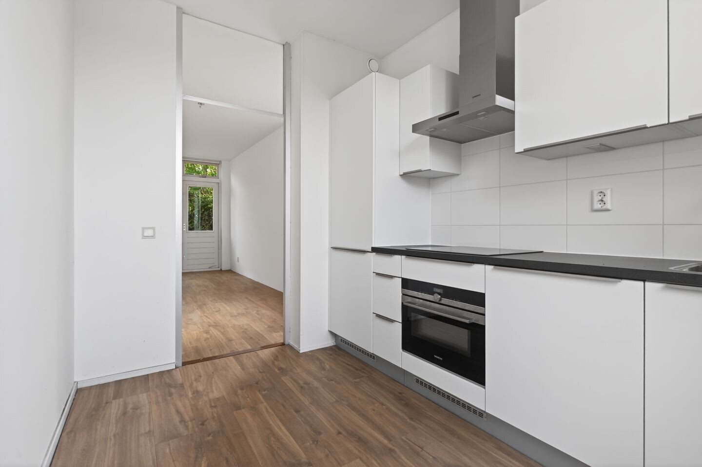 Hoekwoning te koop: Hillegomweg 55, Arnhem