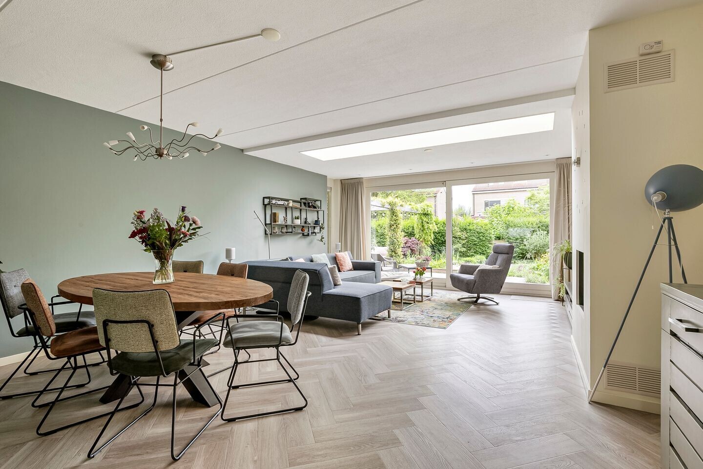 Tussenwoning te koop: Vlaardingenweg 849, Arnhem