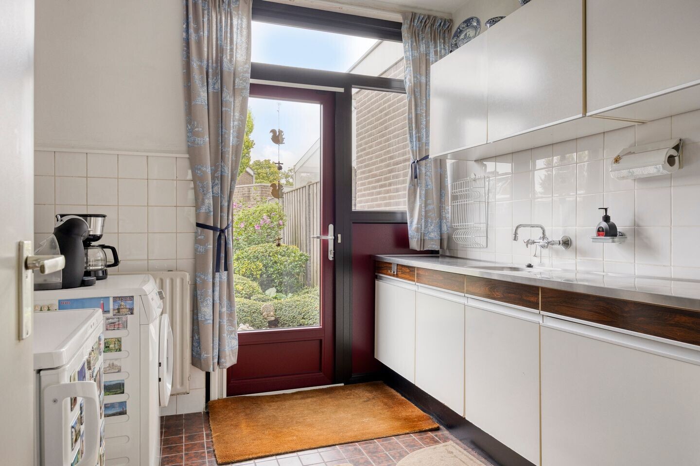 Tussenwoning te koop: Reeuwijkplaats 13, Arnhem