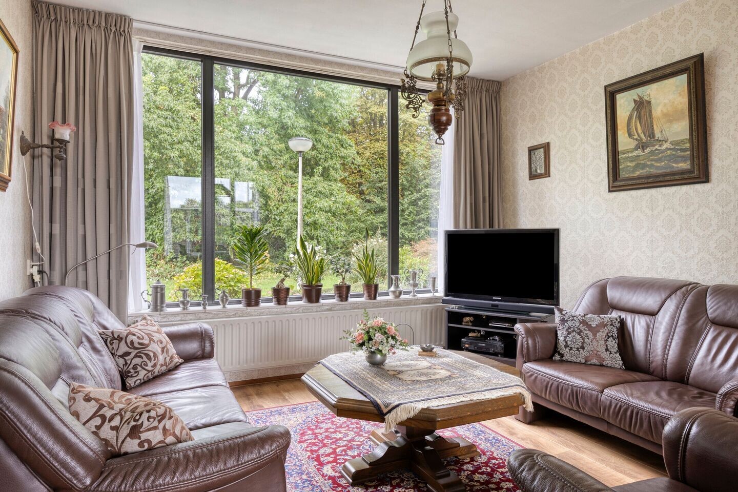 Tussenwoning te koop: Reeuwijkplaats 13, Arnhem