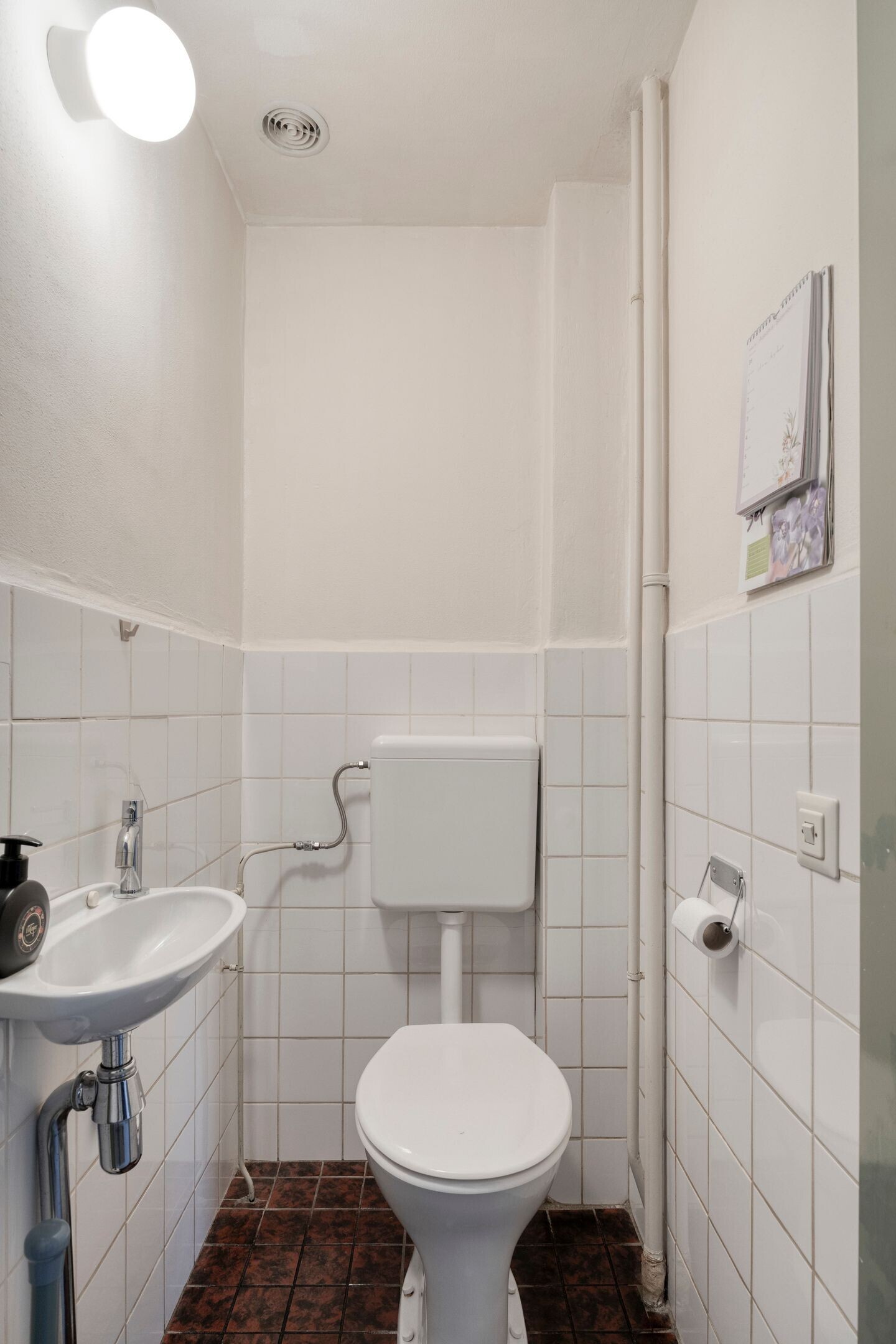 Tussenwoning te koop: Reeuwijkplaats 13, Arnhem