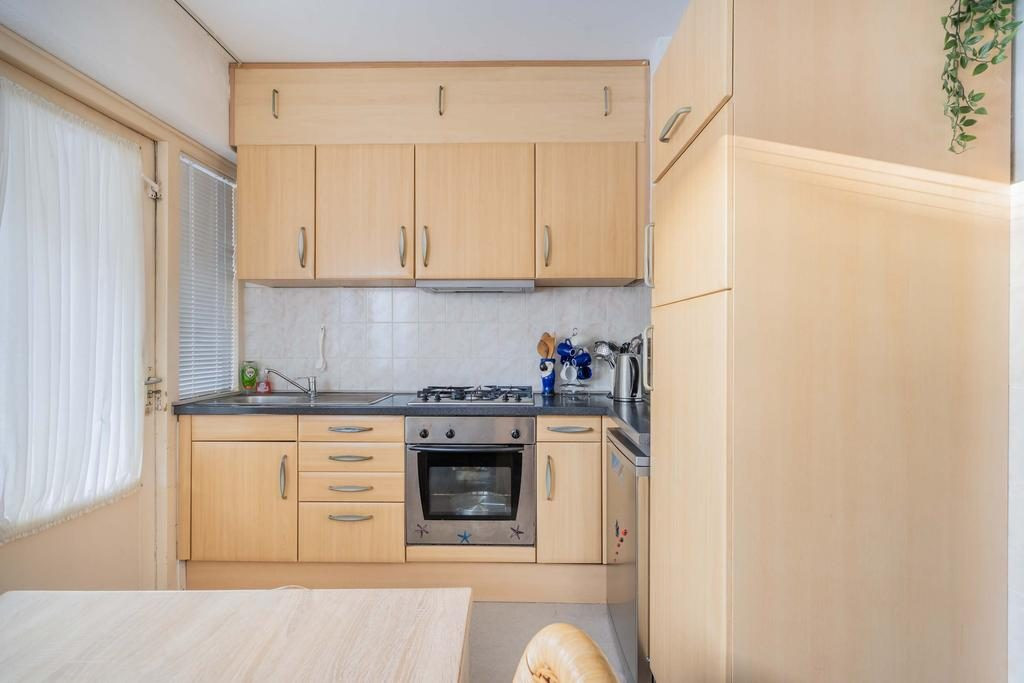 Hoekwoning te koop: Meerkerkstraat 1, Arnhem