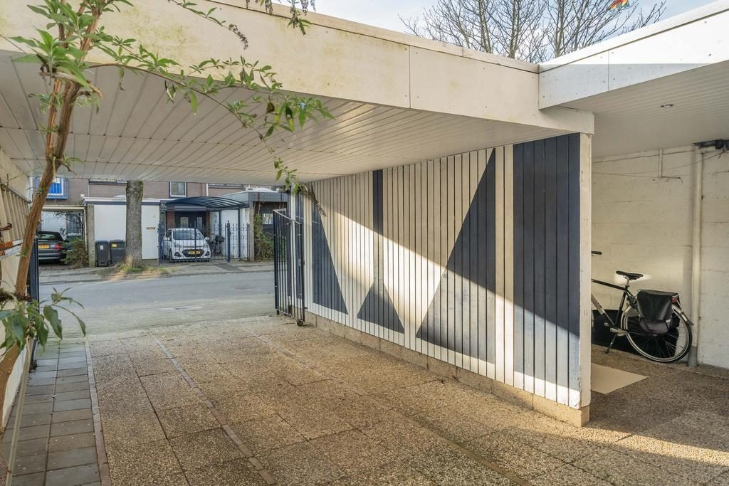 Hoekwoning te koop: Meerkerkstraat 1, Arnhem