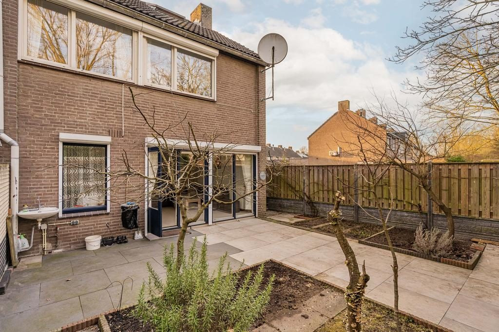 Hoekwoning te koop: Meerkerkstraat 1, Arnhem
