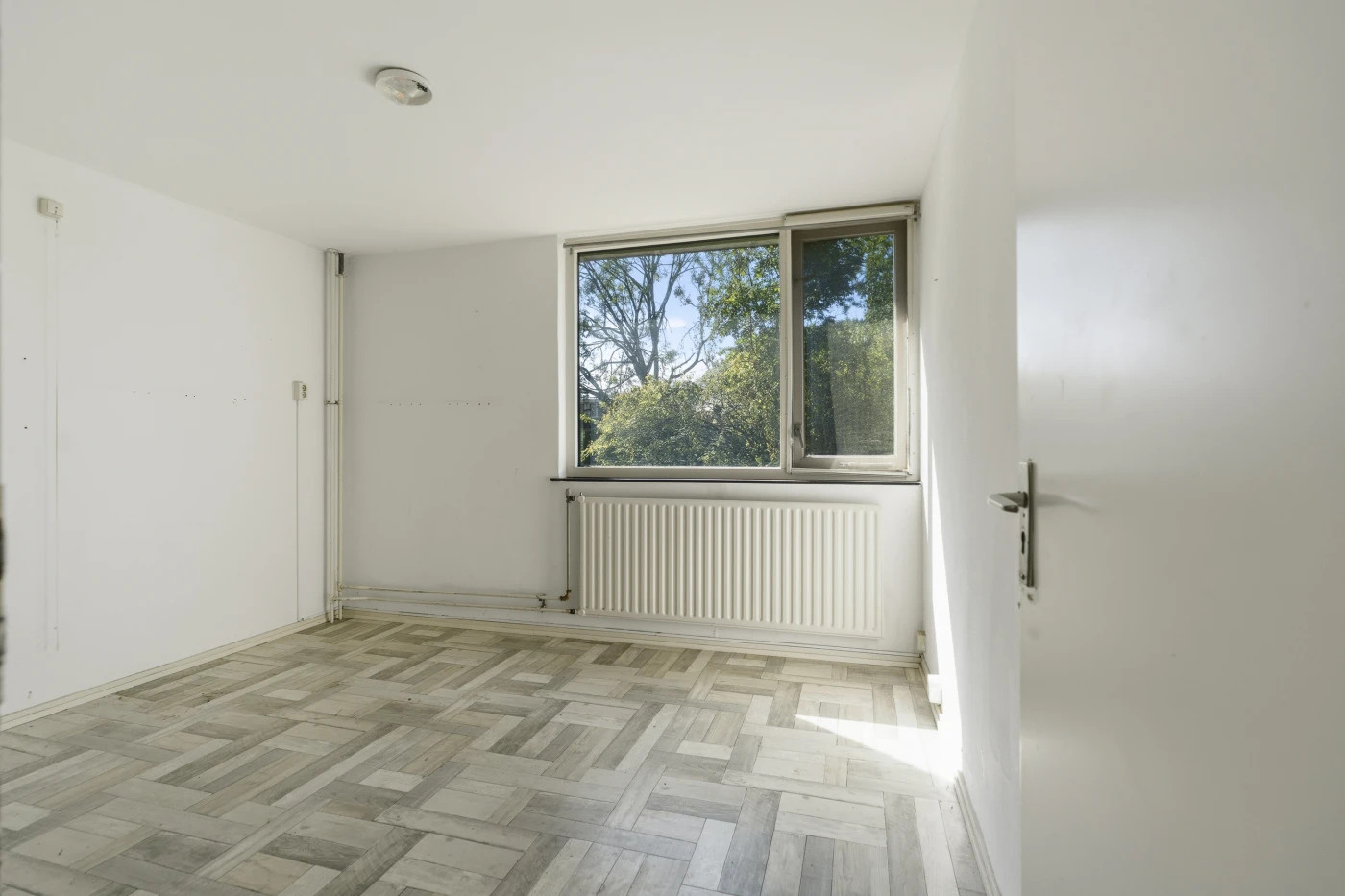Tussenwoning te koop: Nieuwkoopstraat 23, Arnhem
