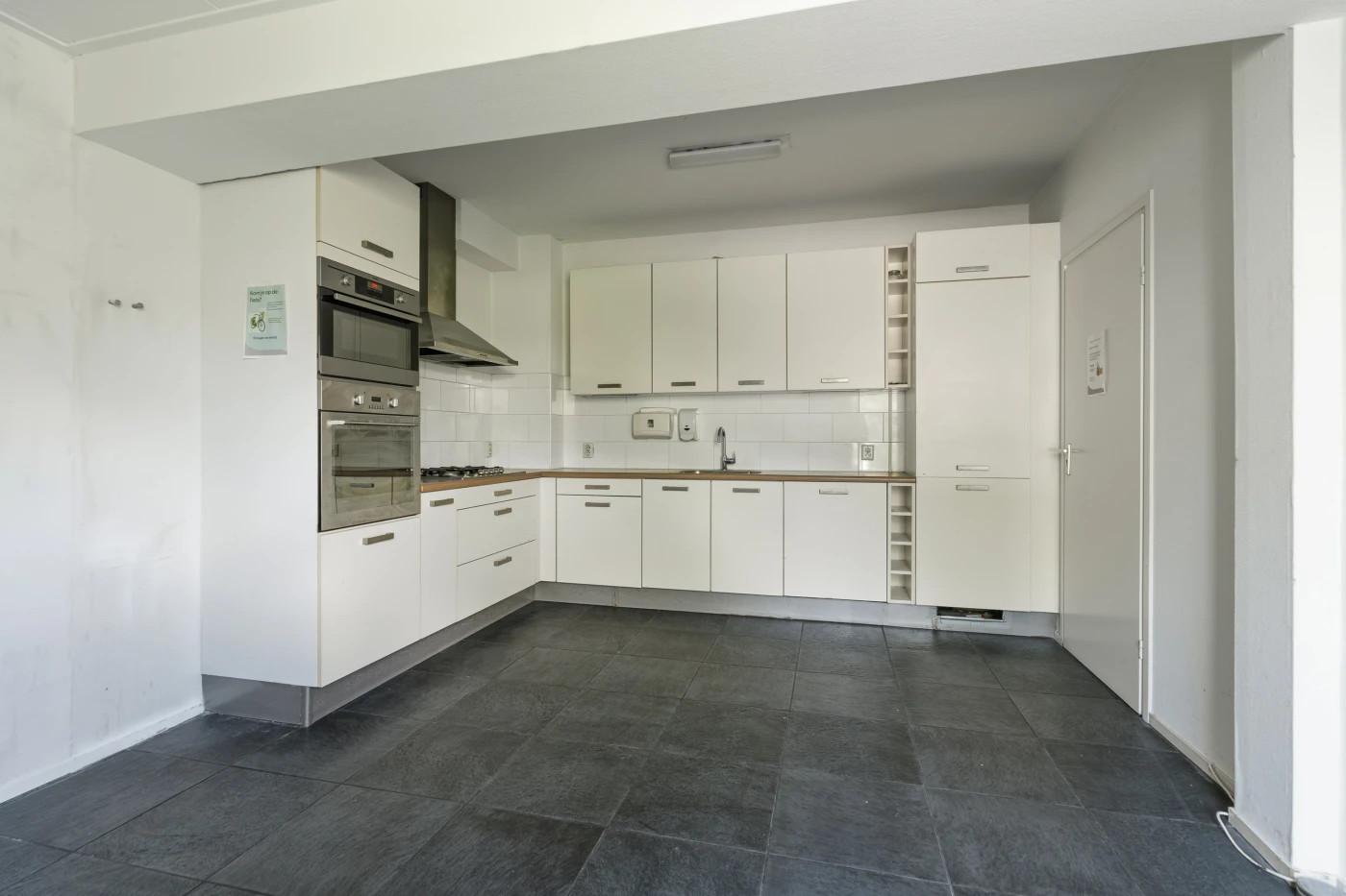 Tussenwoning te koop: Nieuwkoopstraat 23, Arnhem