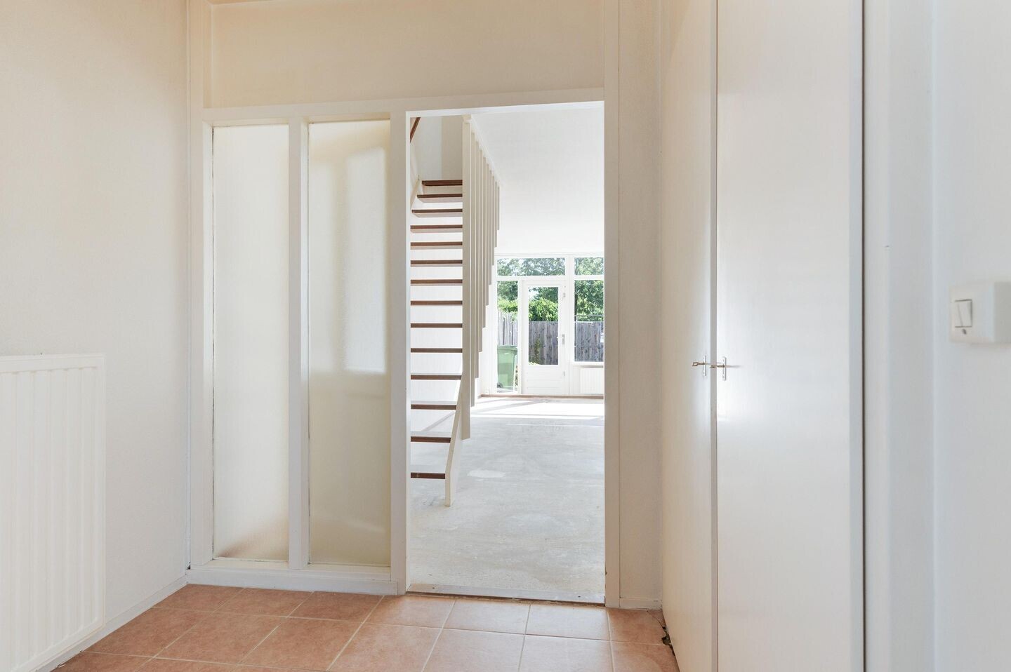 Tussenwoning te koop: Helmondstraat 73, Arnhem